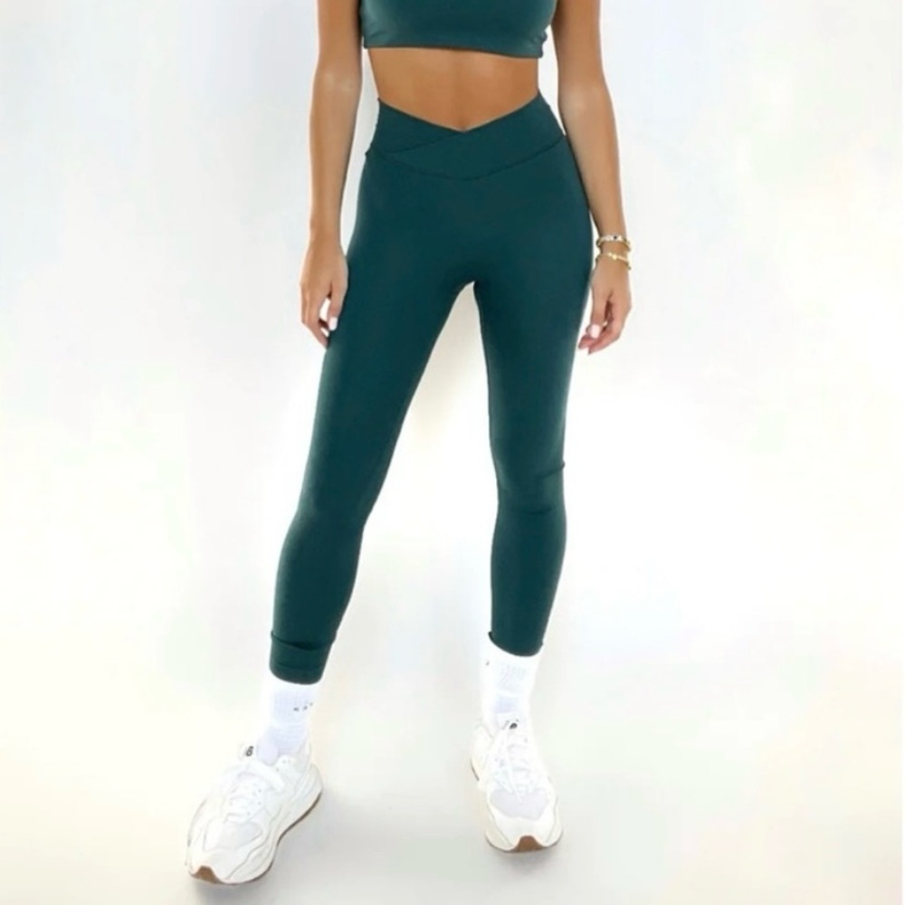 Women's High-Waisted Green Leggings